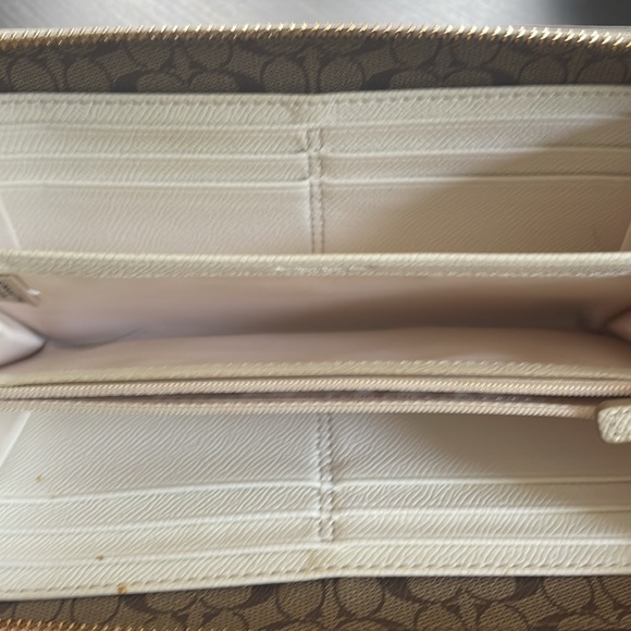 Pre-owned Coach wallet - Picture 8 of 11